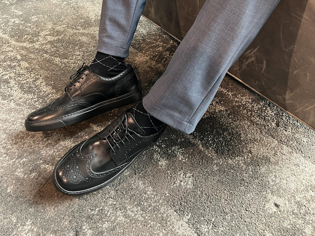 Why Modern Executives Choose Mocalmo Men’s Dress Sneakers Over Traditional Dress Shoes